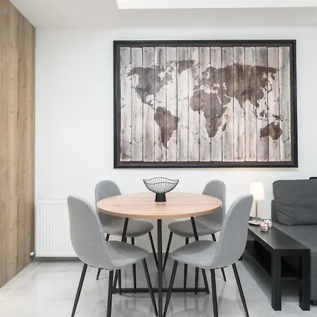 Cozy Living By Luxlikehome * Salonic